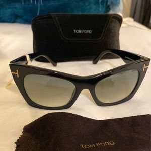 Brand New Tom Ford Black Kasia Cat Eye Sunglasses